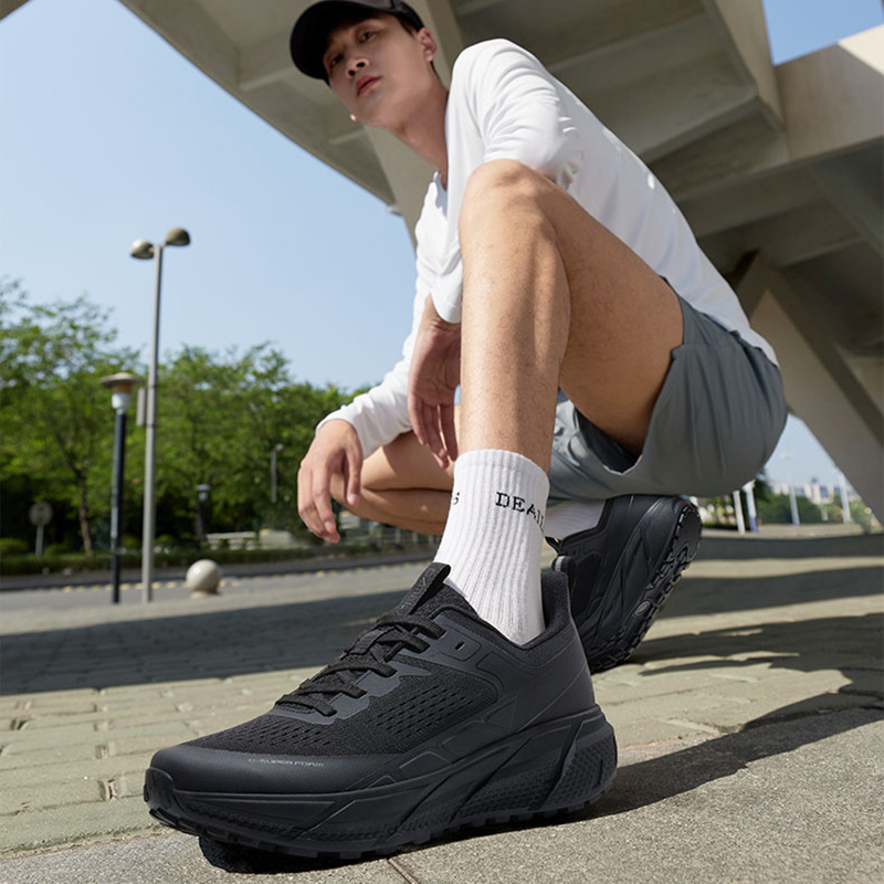GODLEN CAMEL スポーツランニングシューズ。レディ - New Balance Shoes 9060 のレビューと価格